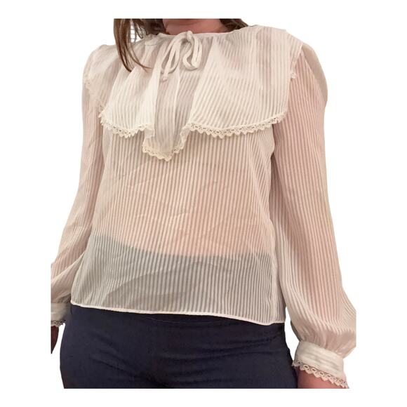 Vintage Sheer Peter Pan Collar Bow Tie Lace-Trimmed Blouse, Button up back Sz 6 - Picture 3 of 7